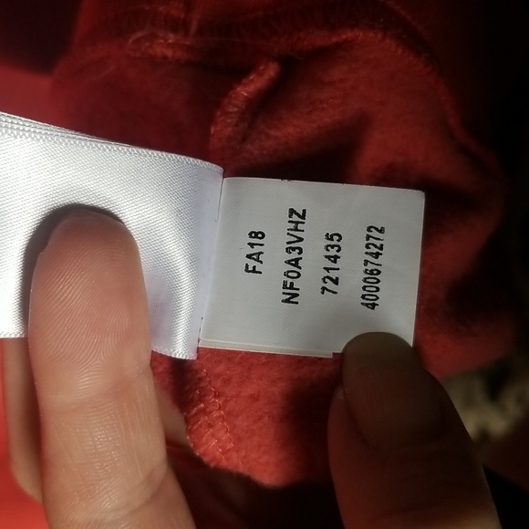 The North Face Hoodie - Picture 6 of 6